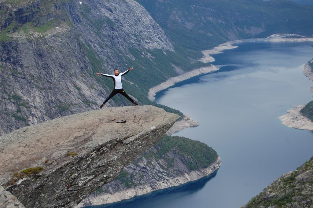 Trolltunga Studios Odda Exterior foto